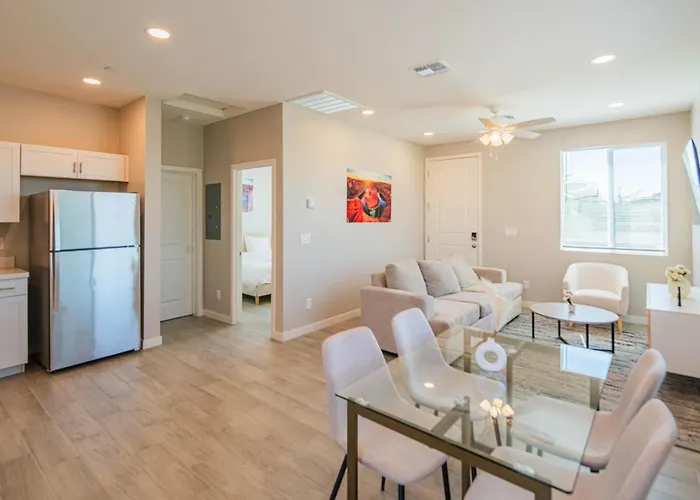 Serene 2br With Premium Beds Apartment *