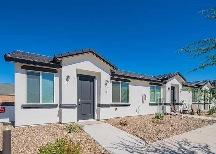 Serene 2br With Premium Beds Glendale