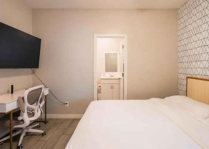 Apartment Serene 2br With Premium Beds *