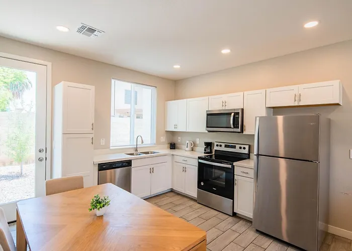 Serene 2br With Premium Beds
