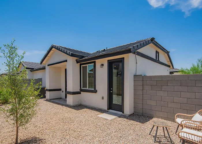 Serene 2br With Premium Beds Glendale