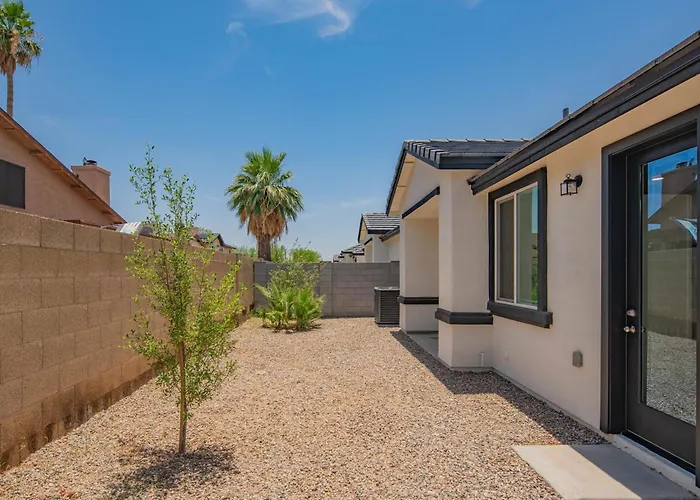 Apartment Serene 2br With Premium Beds *