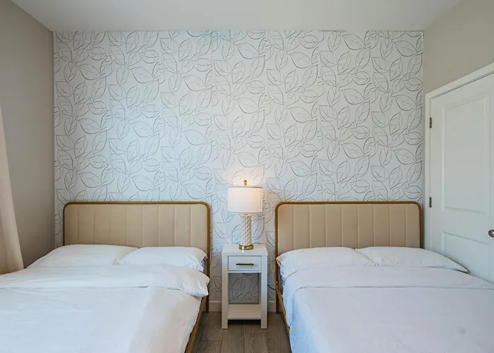 Serene 2br With Premium Beds Apartment
