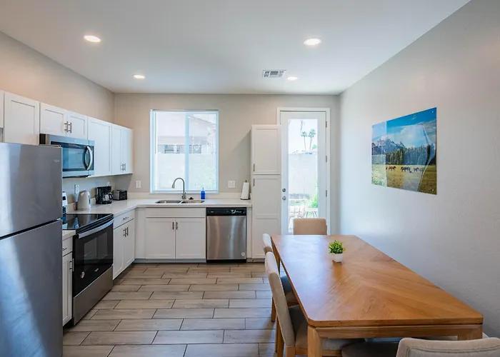 Apartment Serene 2br With Premium Beds *
