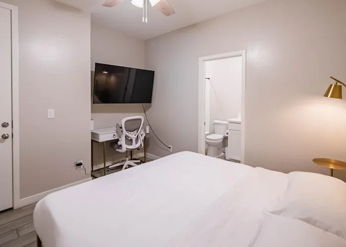 Serene 2br With Premium Beds * Glendale