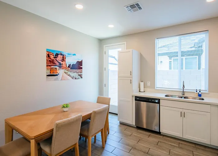 Serene 2br With Premium Beds