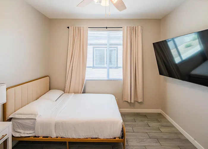 Serene 2br With Premium Beds
