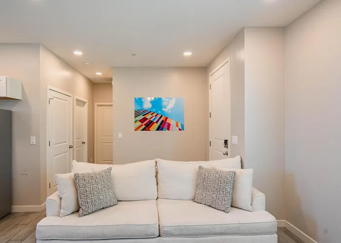 Serene 2br With Premium Beds
